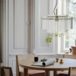 لوستر ایکیا مدل  STOCKHOLM 2025، شیشه‌ای/برنجی، 54 سانتی‌متر